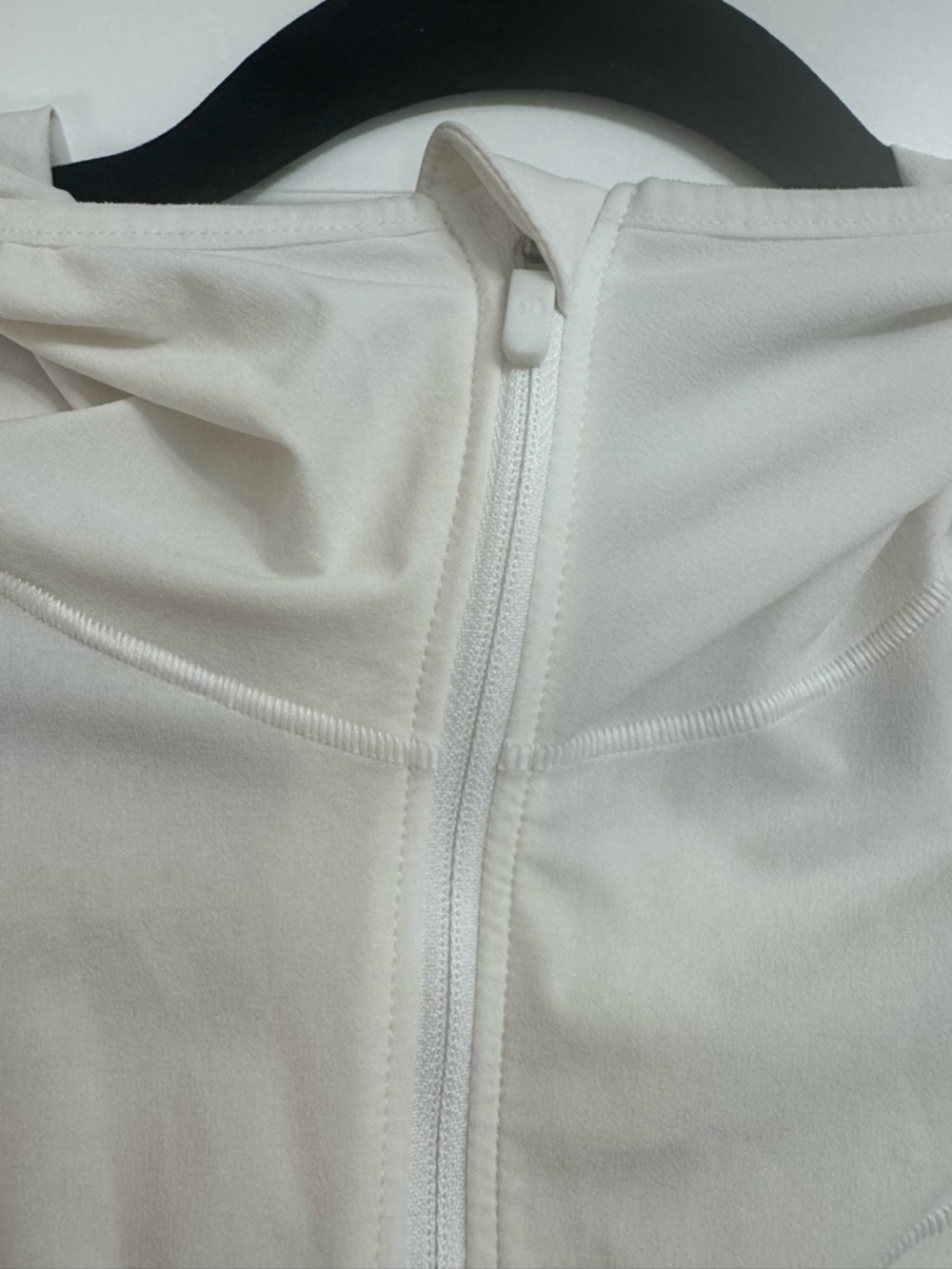 Lululemon Mist Over Windbreaker Jacket | White | Size 6 - Picture 12 of 16